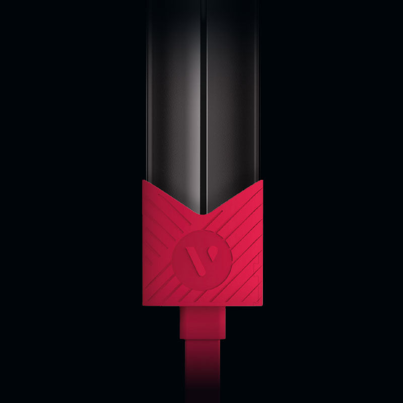 Red Vuse Pro charger on Vuse Pro device